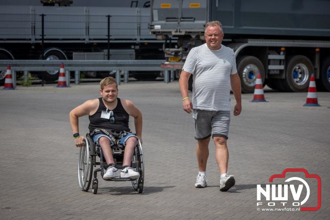 Geslaagde TruckRun Noordwest Veluwe met 111 vrachtwagens door Oldebroek en Elburg. - &copy; NWVFoto.nl