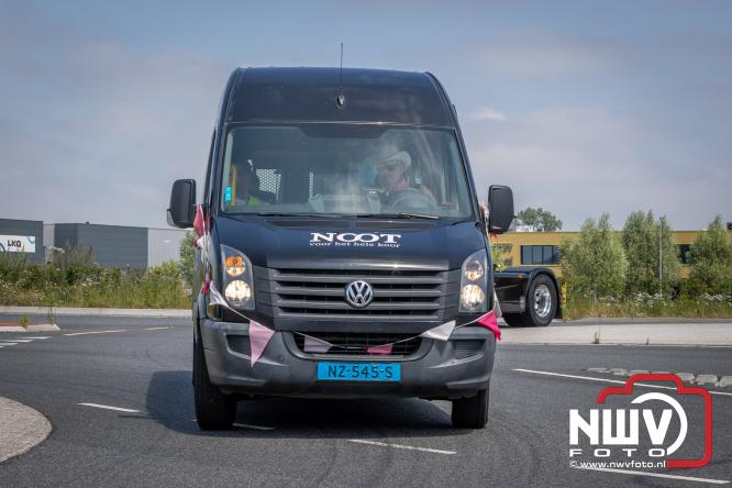 Geslaagde TruckRun Noordwest Veluwe met 111 vrachtwagens door Oldebroek en Elburg. - &copy; NWVFoto.nl