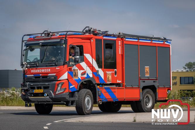 Geslaagde TruckRun Noordwest Veluwe met 111 vrachtwagens door Oldebroek en Elburg. - &copy; NWVFoto.nl