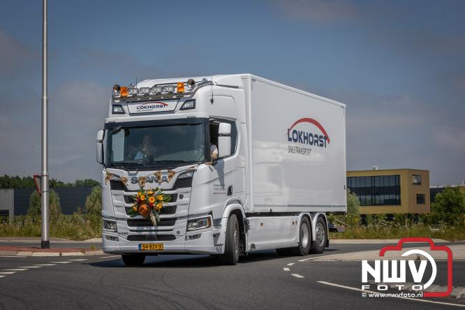 Geslaagde TruckRun Noordwest Veluwe met 111 vrachtwagens door Oldebroek en Elburg. - &copy; NWVFoto.nl