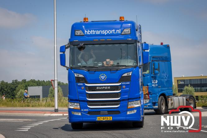 Geslaagde TruckRun Noordwest Veluwe met 111 vrachtwagens door Oldebroek en Elburg. - &copy; NWVFoto.nl