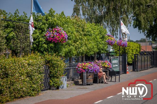 Geslaagde TruckRun Noordwest Veluwe met 111 vrachtwagens door Oldebroek en Elburg. - &copy; NWVFoto.nl