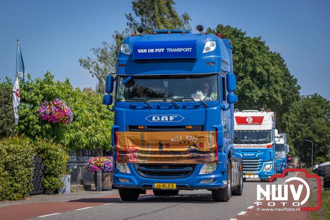 Geslaagde TruckRun Noordwest Veluwe met 111 vrachtwagens door Oldebroek en Elburg. - &copy; NWVFoto.nl
