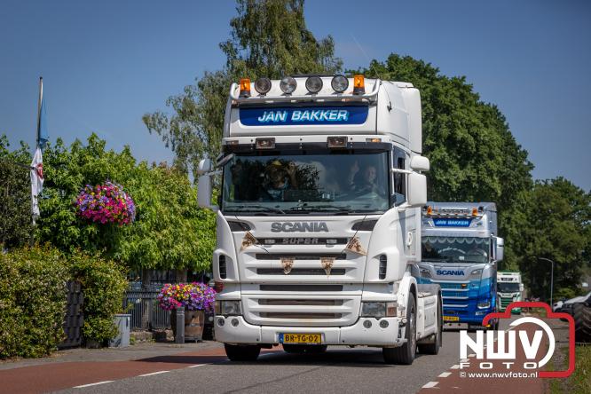 Geslaagde TruckRun Noordwest Veluwe met 111 vrachtwagens door Oldebroek en Elburg. - &copy; NWVFoto.nl