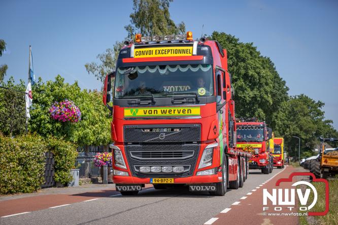 Geslaagde TruckRun Noordwest Veluwe met 111 vrachtwagens door Oldebroek en Elburg. - &copy; NWVFoto.nl
