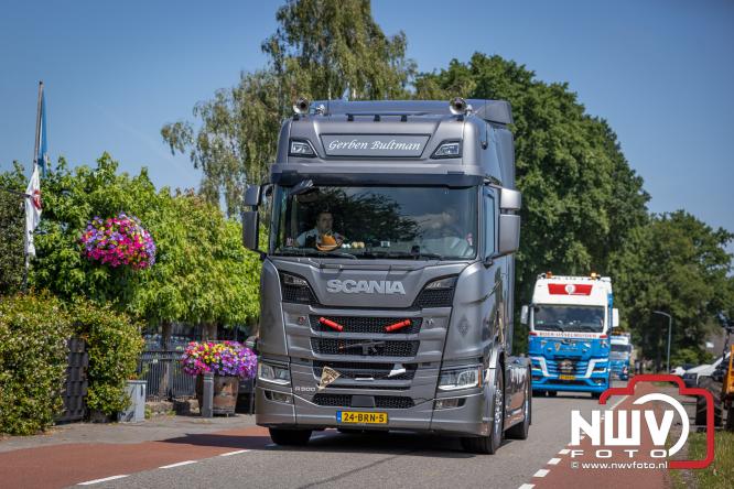 Geslaagde TruckRun Noordwest Veluwe met 111 vrachtwagens door Oldebroek en Elburg. - &copy; NWVFoto.nl