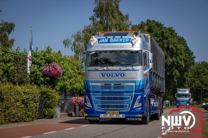 Geslaagde TruckRun Noordwest Veluwe met 111 vrachtwagens door Oldebroek en Elburg. - &copy; NWVFoto.nl
