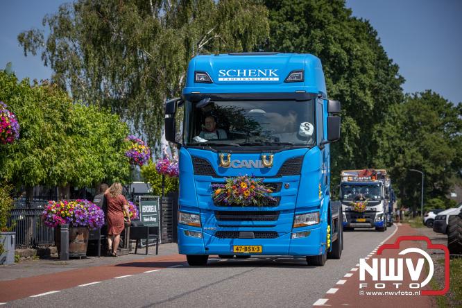 Geslaagde TruckRun Noordwest Veluwe met 111 vrachtwagens door Oldebroek en Elburg. - &copy; NWVFoto.nl