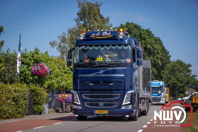 Geslaagde TruckRun Noordwest Veluwe met 111 vrachtwagens door Oldebroek en Elburg. - &copy; NWVFoto.nl