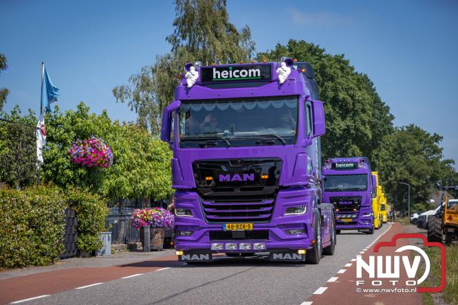 Geslaagde TruckRun Noordwest Veluwe met 111 vrachtwagens door Oldebroek en Elburg. - &copy; NWVFoto.nl