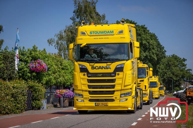 Geslaagde TruckRun Noordwest Veluwe met 111 vrachtwagens door Oldebroek en Elburg. - &copy; NWVFoto.nl