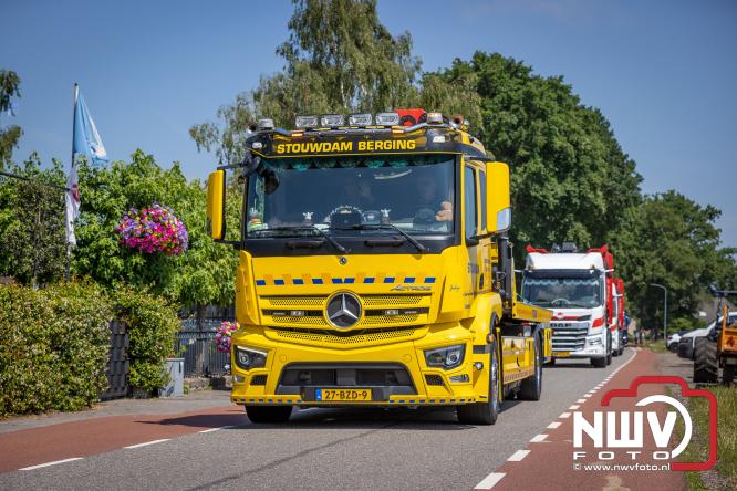Geslaagde TruckRun Noordwest Veluwe met 111 vrachtwagens door Oldebroek en Elburg. - &copy; NWVFoto.nl