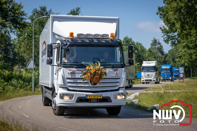 Geslaagde TruckRun Noordwest Veluwe met 111 vrachtwagens door Oldebroek en Elburg. - &copy; NWVFoto.nl