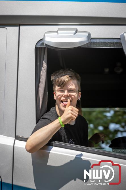 Geslaagde TruckRun Noordwest Veluwe met 111 vrachtwagens door Oldebroek en Elburg. - &copy; NWVFoto.nl