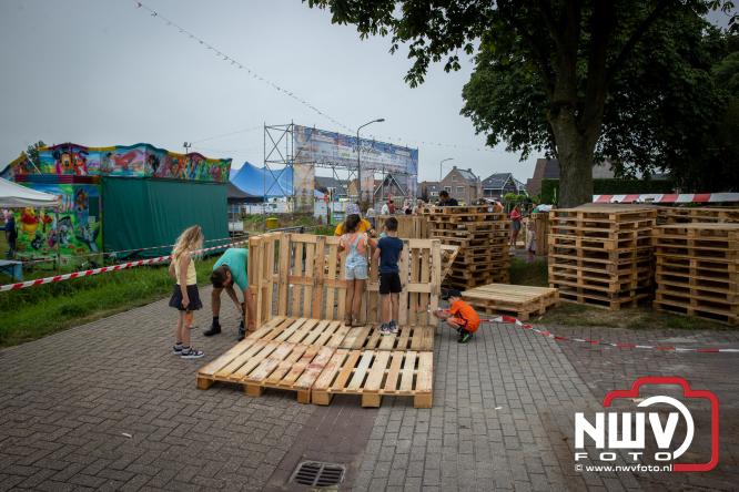 Eerste editie van de Doorspiekse Dagen trekt veel bezoekers naar Doornspijk - &copy; NWVFoto.nl
