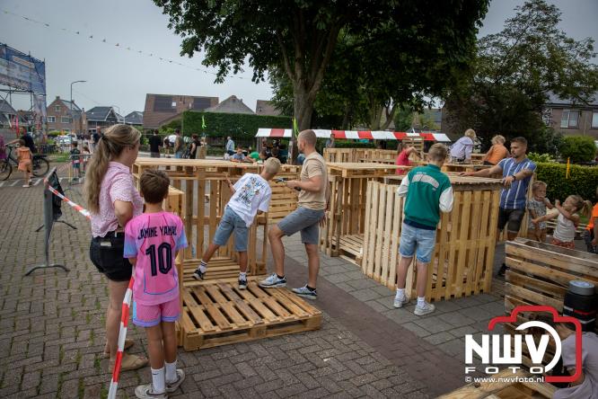 Eerste editie van de Doorspiekse Dagen trekt veel bezoekers naar Doornspijk - &copy; NWVFoto.nl