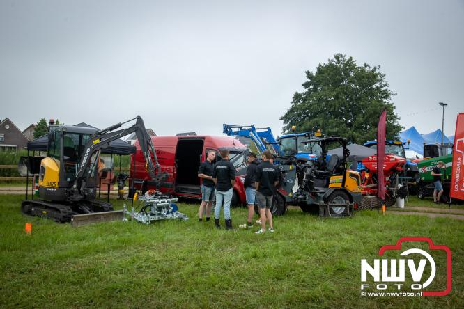 Eerste editie van de Doorspiekse Dagen trekt veel bezoekers naar Doornspijk - &copy; NWVFoto.nl