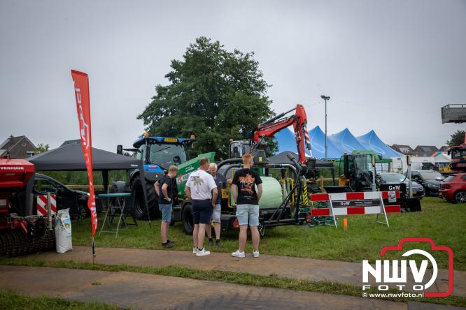 Eerste editie van de Doorspiekse Dagen trekt veel bezoekers naar Doornspijk - &copy; NWVFoto.nl