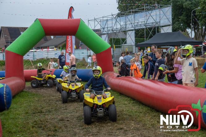 Eerste editie van de Doorspiekse Dagen trekt veel bezoekers naar Doornspijk - &copy; NWVFoto.nl