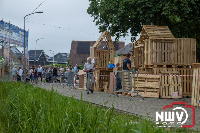 Eerste editie van de Doorspiekse Dagen trekt veel bezoekers naar Doornspijk - &copy; NWVFoto.nl