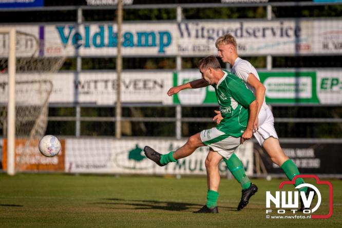 Afscheidswedstrijd Arjan Boon sluit indrukwekkende voetbalcarrière bij OWIOS af. - &copy; NWVFoto.nl