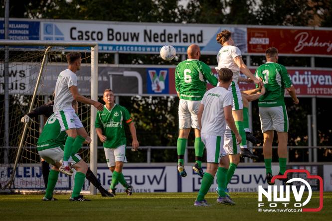Afscheidswedstrijd Arjan Boon sluit indrukwekkende voetbalcarrière bij OWIOS af. - &copy; NWVFoto.nl