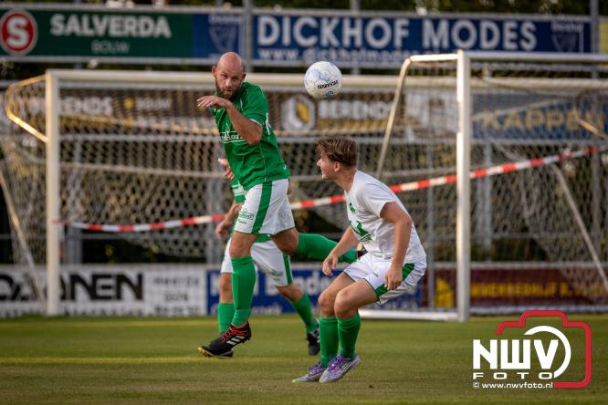 Afscheidswedstrijd Arjan Boon sluit indrukwekkende voetbalcarrière bij OWIOS af. - &copy; NWVFoto.nl