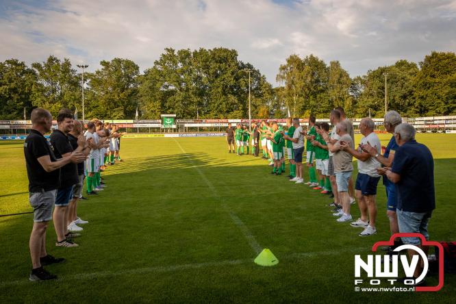 Afscheidswedstrijd Arjan Boon sluit indrukwekkende voetbalcarrière bij OWIOS af. - &copy; NWVFoto.nl