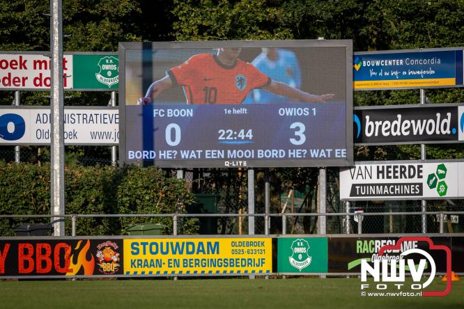 Afscheidswedstrijd Arjan Boon sluit indrukwekkende voetbalcarrière bij OWIOS af. - &copy; NWVFoto.nl