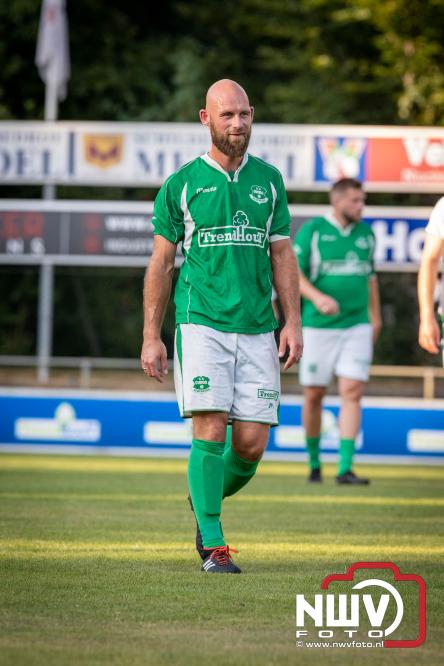 Afscheidswedstrijd Arjan Boon sluit indrukwekkende voetbalcarrière bij OWIOS af. - &copy; NWVFoto.nl