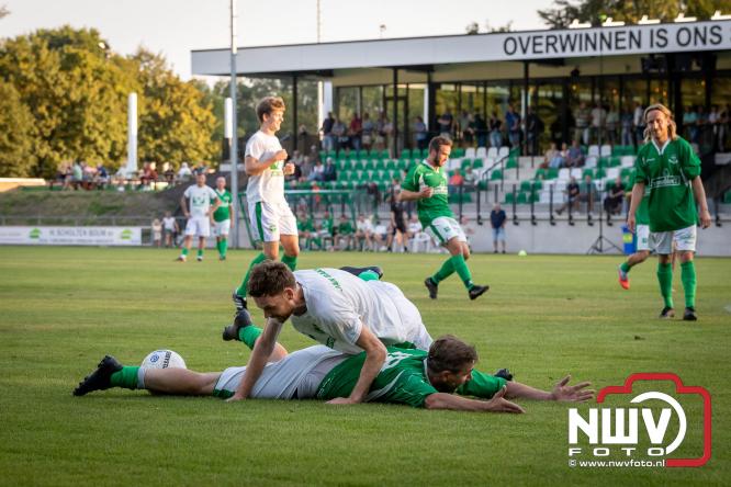 Afscheidswedstrijd Arjan Boon sluit indrukwekkende voetbalcarrière bij OWIOS af. - &copy; NWVFoto.nl