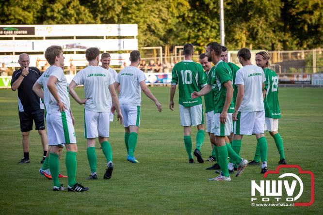 Afscheidswedstrijd Arjan Boon sluit indrukwekkende voetbalcarrière bij OWIOS af. - &copy; NWVFoto.nl