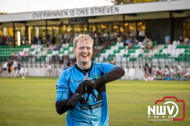 Afscheidswedstrijd Arjan Boon sluit indrukwekkende voetbalcarrière bij OWIOS af. - &copy; NWVFoto.nl