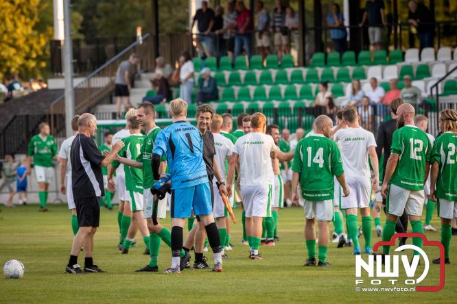 Afscheidswedstrijd Arjan Boon sluit indrukwekkende voetbalcarrière bij OWIOS af. - &copy; NWVFoto.nl