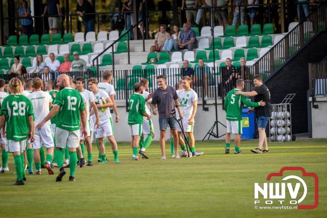Afscheidswedstrijd Arjan Boon sluit indrukwekkende voetbalcarrière bij OWIOS af. - &copy; NWVFoto.nl