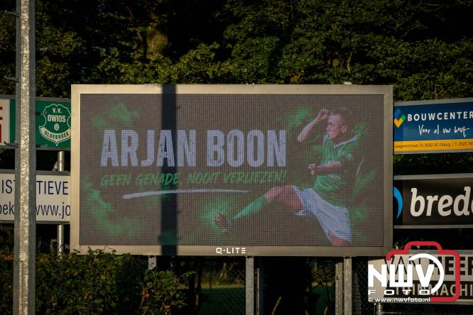 Afscheidswedstrijd Arjan Boon sluit indrukwekkende voetbalcarrière bij OWIOS af. - &copy; NWVFoto.nl