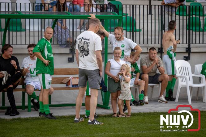 Afscheidswedstrijd Arjan Boon sluit indrukwekkende voetbalcarrière bij OWIOS af. - &copy; NWVFoto.nl