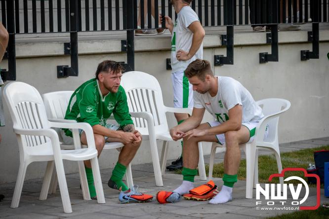 Afscheidswedstrijd Arjan Boon sluit indrukwekkende voetbalcarrière bij OWIOS af. - &copy; NWVFoto.nl