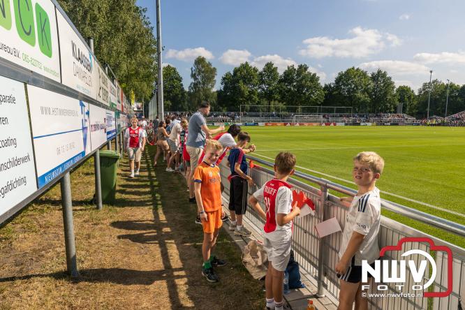 3500 toeschouwers genieten in Hulshorst van de wedstrijd AEK Lanarca tegen AFC Ajax. - &copy; NWVFoto.nl