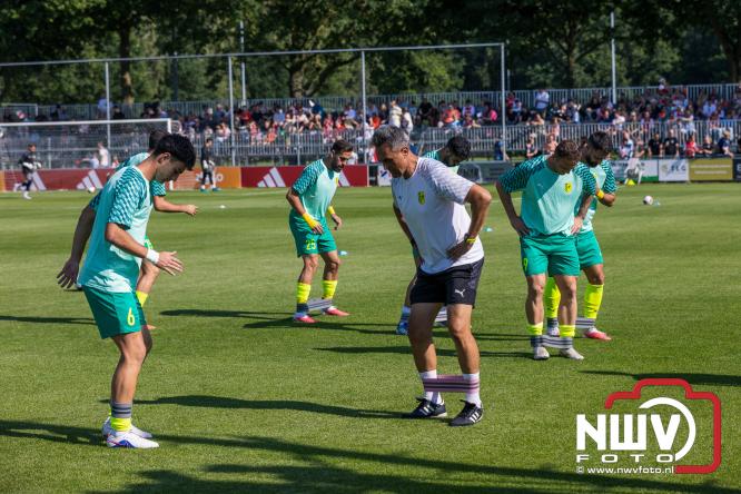3500 toeschouwers genieten in Hulshorst van de wedstrijd AEK Lanarca tegen AFC Ajax. - &copy; NWVFoto.nl