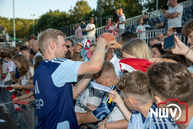 3500 toeschouwers genieten in Hulshorst van de wedstrijd AEK Lanarca tegen AFC Ajax. - &copy; NWVFoto.nl