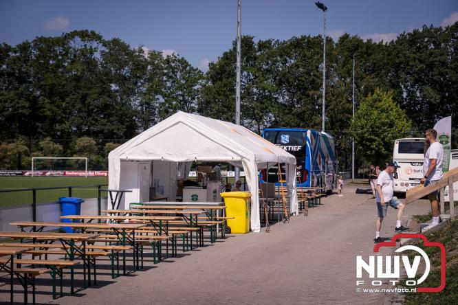 Zaterdag speelde sc Heerenveen een oefenwedstrijd op het sportpark Bovenmolen van Owios tegen OH Leuven. - &copy; NWVFoto.nl