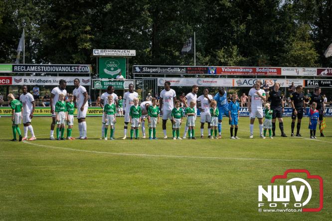 Zaterdag speelde sc Heerenveen een oefenwedstrijd op het sportpark Bovenmolen van Owios tegen OH Leuven. - &copy; NWVFoto.nl