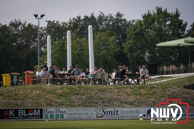 Zaterdag speelde sc Heerenveen een oefenwedstrijd op het sportpark Bovenmolen van Owios tegen OH Leuven. - &copy; NWVFoto.nl