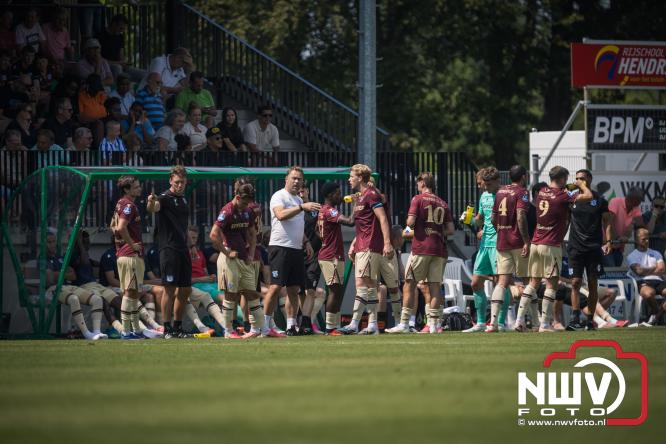 Zaterdag speelde sc Heerenveen een oefenwedstrijd op het sportpark Bovenmolen van Owios tegen OH Leuven. - &copy; NWVFoto.nl