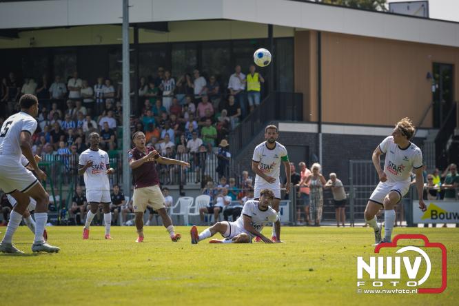 Zaterdag speelde sc Heerenveen een oefenwedstrijd op het sportpark Bovenmolen van Owios tegen OH Leuven. - &copy; NWVFoto.nl