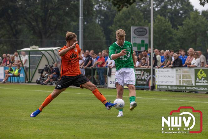 OWIOS pakt drie punten in de VeluweCup 2026 door DSV’61 met 3-0 te verslaan. De penalty’s gingen met 2-3 verloren maar leverde 2 punten op. - &copy; NWVFoto.nl