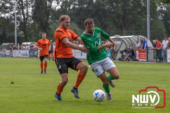 OWIOS pakt drie punten in de VeluweCup 2026 door DSV’61 met 3-0 te verslaan. De penalty’s gingen met 2-3 verloren maar leverde 2 punten op. - &copy; NWVFoto.nl