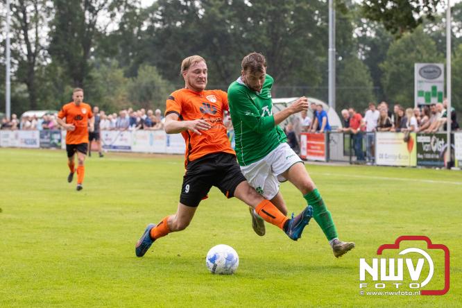 OWIOS pakt drie punten in de VeluweCup 2026 door DSV’61 met 3-0 te verslaan. De penalty’s gingen met 2-3 verloren maar leverde 2 punten op. - &copy; NWVFoto.nl