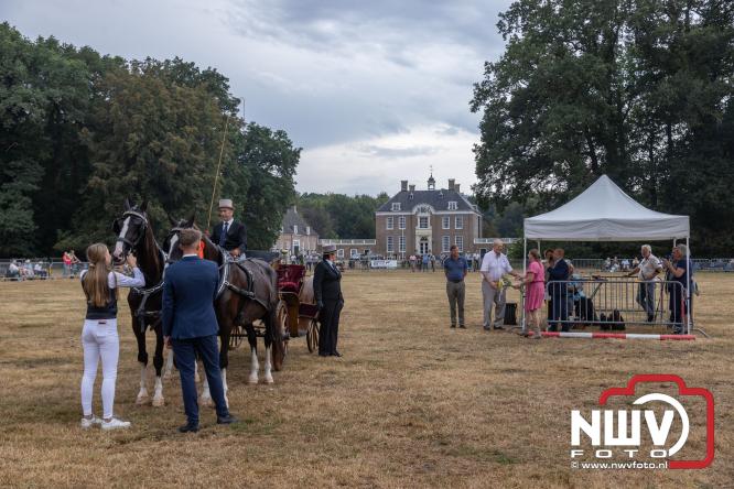 Landgoed Zwaluwenburg 't Harde vormt decor voor Fokdag en Concours van Warmbloedpaarden fokvereniging Oldebroek e.o. - &copy; NWVFoto.nl